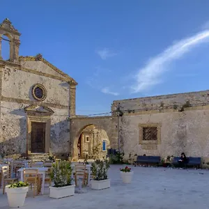 La Perla A Bed & Breakfast